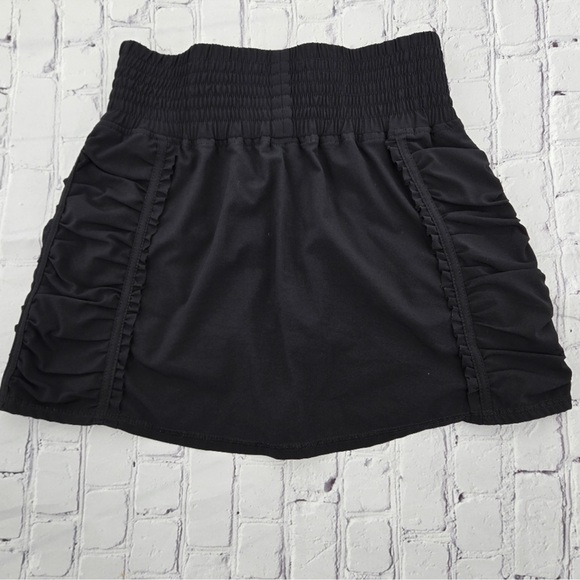 The Bubble Lifestyle “Prince” Black Ruffled Tennis / Golf Skirt Medium - Picture 3 of 11